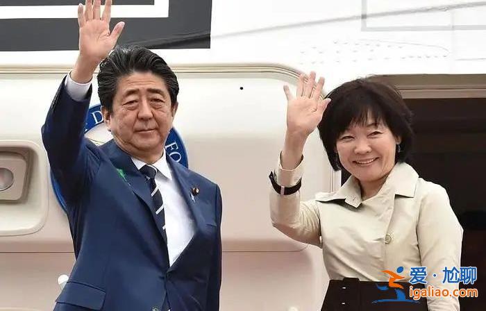 日本已故首相安倍晋三的遗孀此时窜台 安的什么心？
