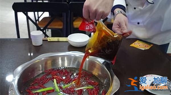 爸爸第一次吃自助火锅[自助火锅新体验]？