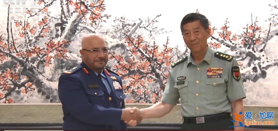 首次与中国空军联合训练当月 该国空军和防空军司令来京与李尚福见面？