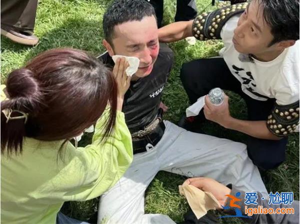 尼格买提录节目摔伤，以下是尼格买提摔伤的原因[录节目]？