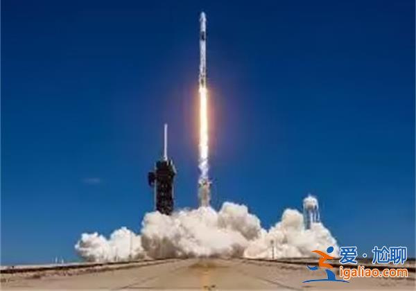 马斯克回应波音退出卫星互联网项目，称与SpaceX斗是很难的[SpaceX]？