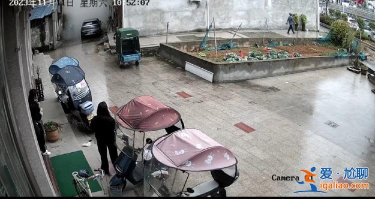 其中一位遇难者今年46岁 留下两个孩子？