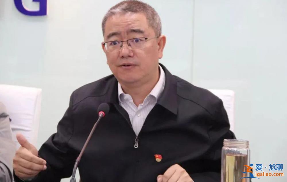 女官员父亲去世丧事礼金收230万！她任市委书记的丈夫也已落马？