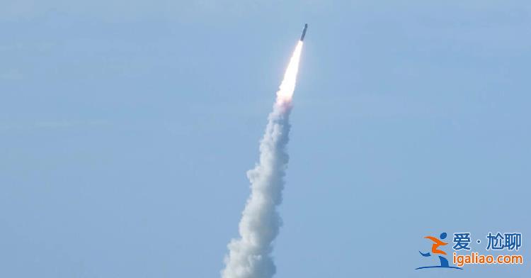 法国首射新型潜射洲际导弹 为何全球高度关注？