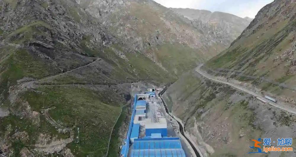 中国“基建狂魔”即将打通天山？