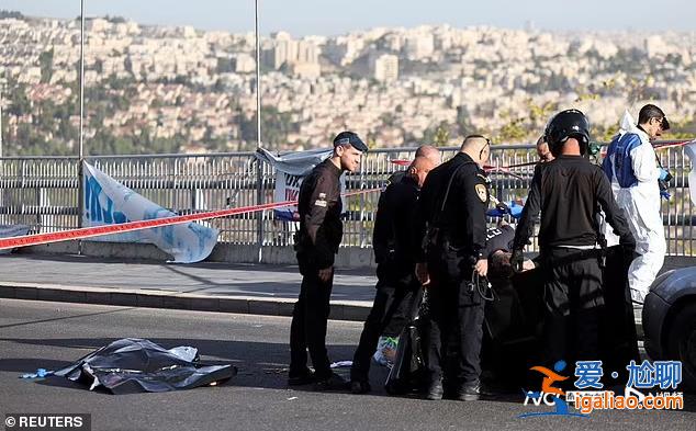 哈马斯两兄弟乱枪扫射耶路撒冷公交站 造成两人死亡八人受伤？