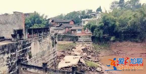 社区以乡愁为名募捐230万重建 却开建现代桥梁引质疑？