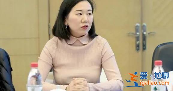 富二代执掌公司7年亏损32亿，为什么富二代执掌会亏损[胡佳佳]？