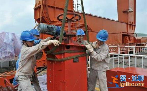 桂冠电力2023年净利润预计降超60%，净利润下降的原因[净利润]？