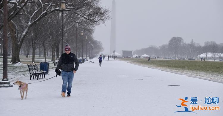 2000架次航班取消、一州进入紧急状态……美国冬季为何风暴频现？？