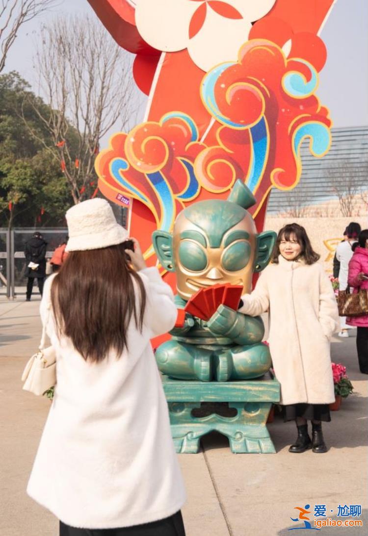 春节期间三星堆博物馆延时开放 沉浸式古蜀文化体验让游客重回三千年前古蜀国？