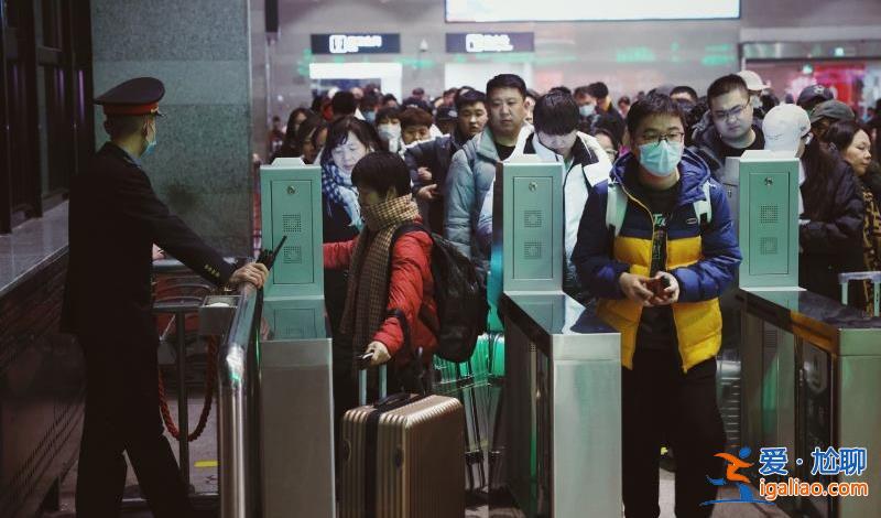 “我感觉好像没有家了” 听懂年轻人的言外之意？