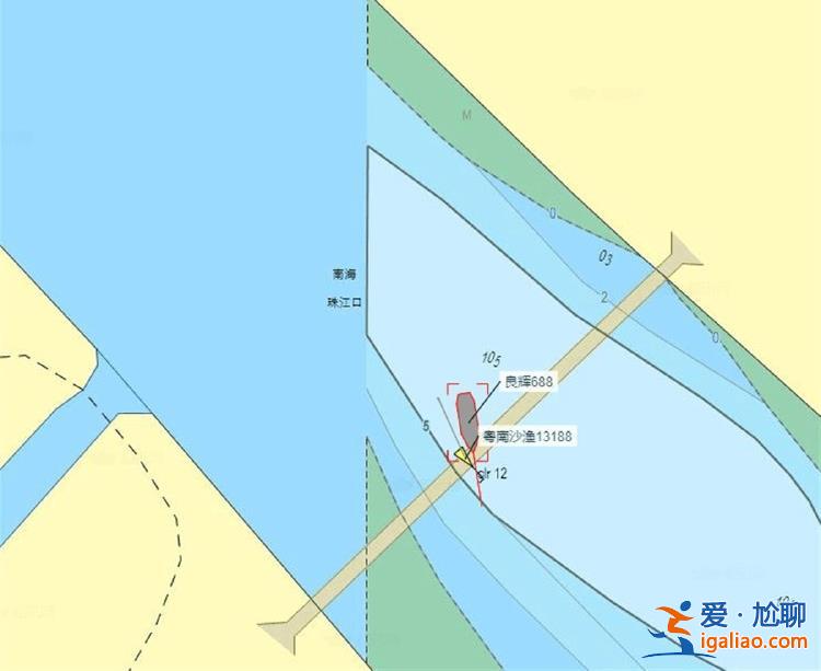 撞断广州一大桥的集装箱船长60米 位置更新止于5时29分 来自佛山一公司？