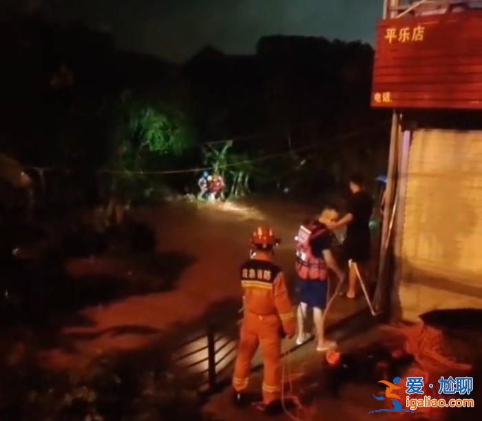 南宁一外卖小哥送餐途中被洪水冲走 当地政府回应？