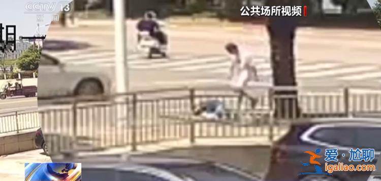 扶不扶？服！摔倒老人诬陷好心搀扶小伙被行拘？