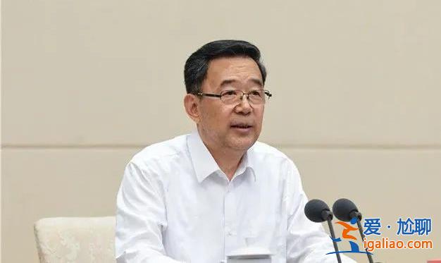 狂妄的“8亿书记” 被查当月还在贪？
