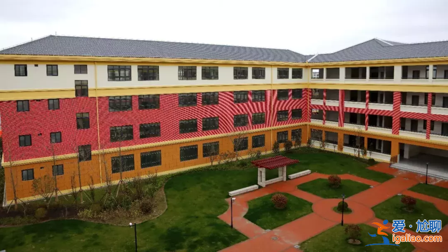 南汇四中升学 上海南汇四中是重点中学吗？