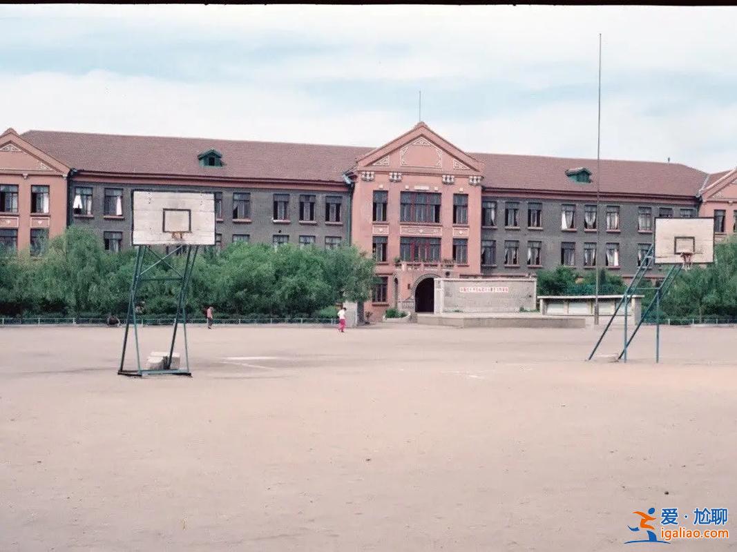 沈阳5中升学率(沈阳五十一中学怎么样)？