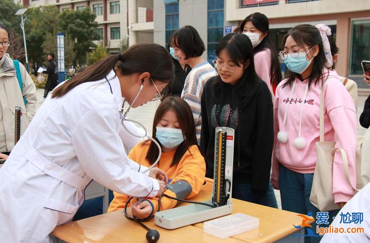 正规的预防医学升学班招生，本科的预防医学与麻醉学那个专业好，各有什么优缺点就业、发展？
