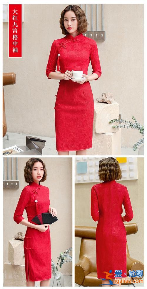 升学宴衣服妈妈 办升学宴妈妈怎么穿着合适？