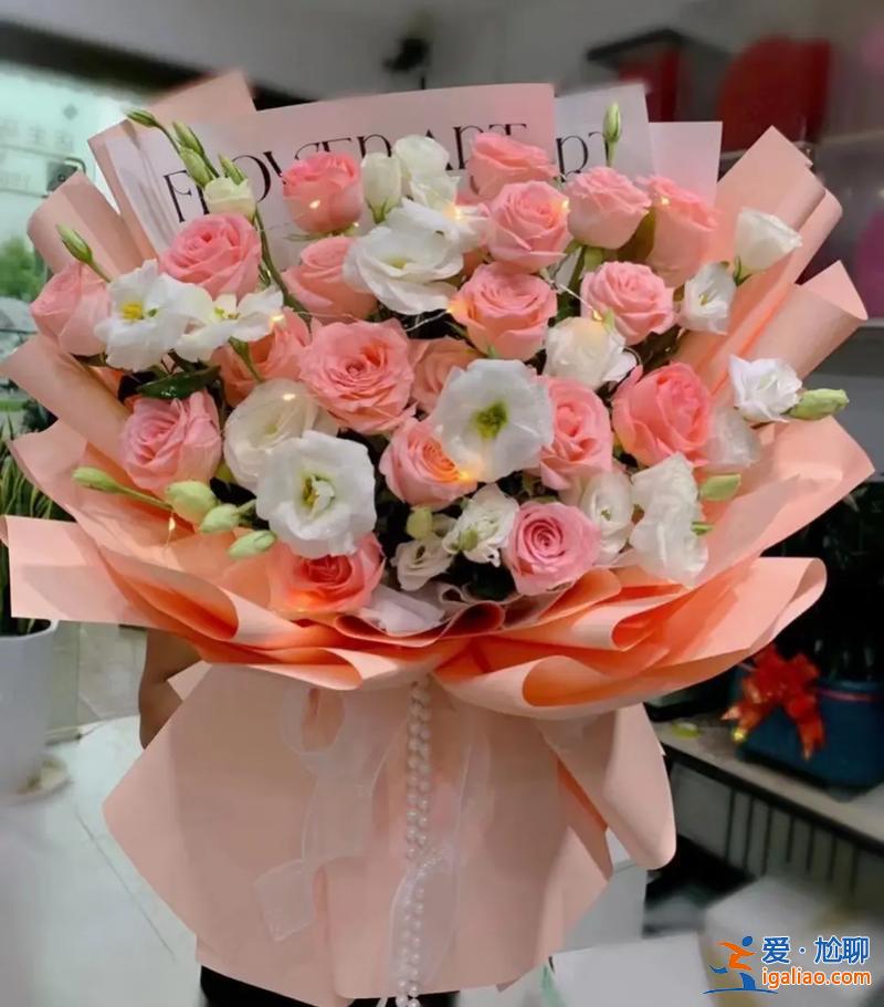 升学宴给长辈送什么花(升学宴妈妈送儿子什么花合适)？