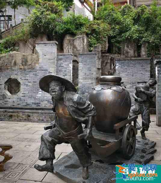 茅台镇游记介绍？