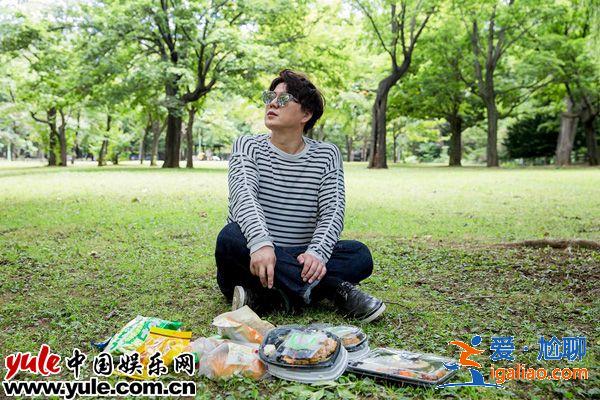 萧煌奇《心爱冤仇人》MV远赴北海道取景 遭樱花妹包围喊欧巴