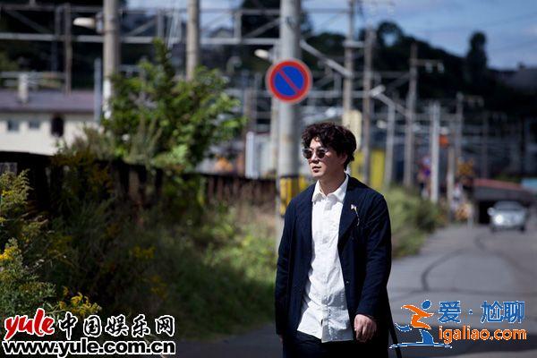 萧煌奇《心爱冤仇人》MV远赴北海道取景 遭樱花妹包围喊欧巴