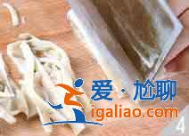 青椒炒猪耳怎么做？？