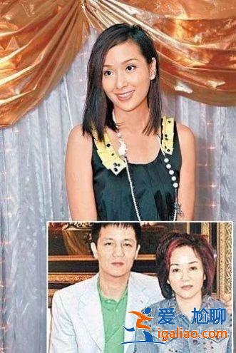 亚姐原来瓜这么多！当小三、卖淫、拍三级片，还轮番上演艳照门…