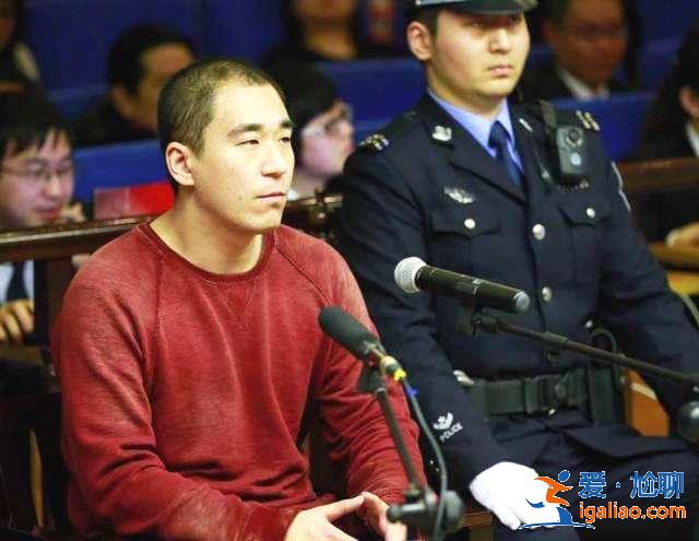 最坑爹的5个星二代：谢霆锋妹妹吸毒，而他和妈妈同睡18年