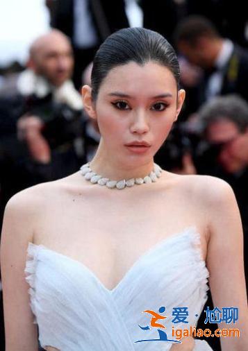 最新一波央视魔鬼镜头生图，吴谨言靠刀削脸碾压杨幂、关晓彤、钟楚曦众女星成最大赢家！