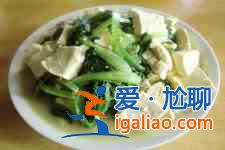 白菜炖豆腐的做法？