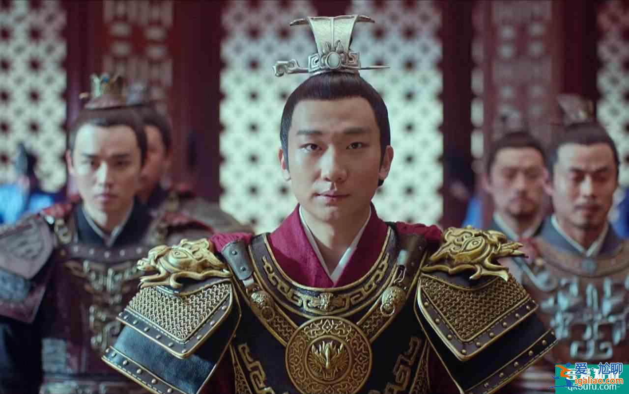 看完吴昊宸演的《旗袍美探》，我不再讨厌应勤？