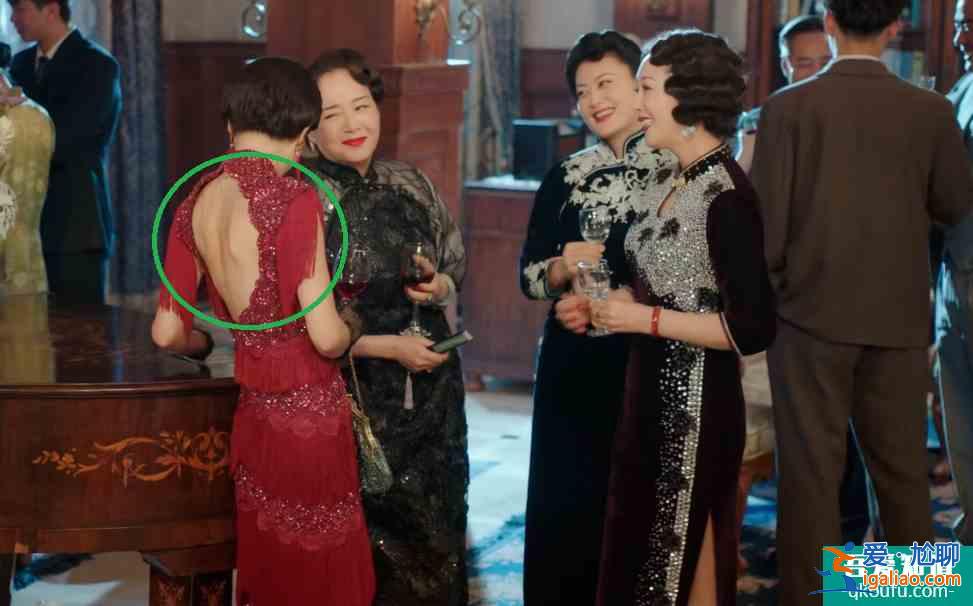 马伊琍，不是频频换衣服，就叫旗袍美探？