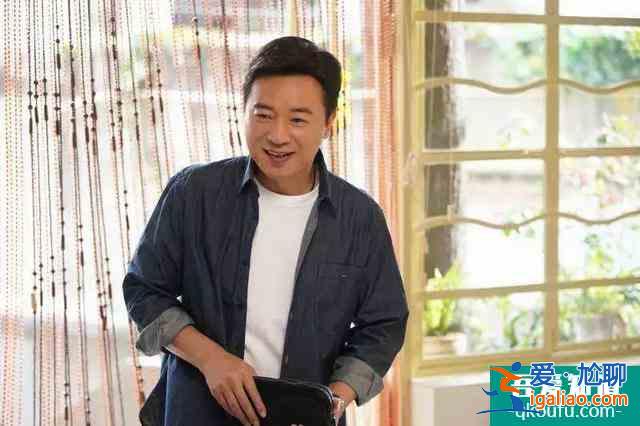 《以家人之名》：相比小年轻的打闹，父母辈的感情戏更戳心？