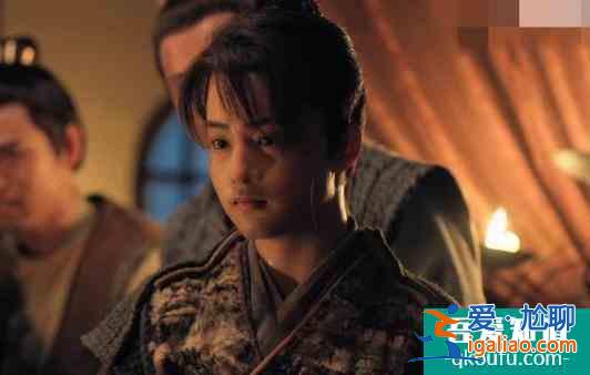 这才是“女扮男装”，建议《漂亮书生》的导演和鞠婧祎多来看看？