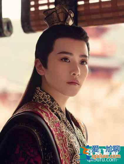 这才是“女扮男装”，建议《漂亮书生》的导演和鞠婧祎多来看看？