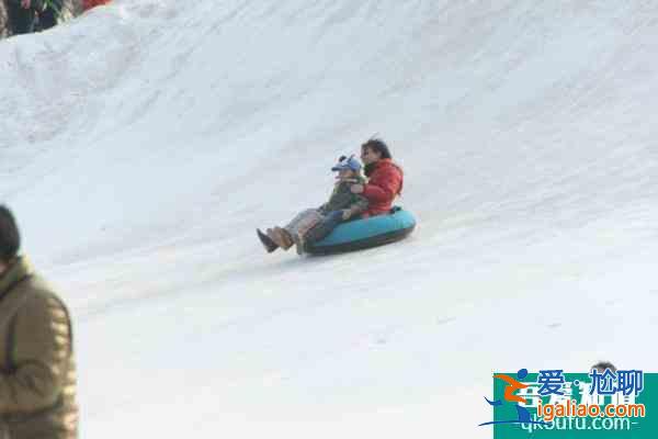 天津南翠屏公园滑雪场门票价格及营业时间？