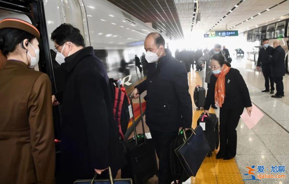 全国两会召开在即 他们提前赴京？
