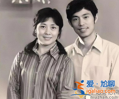 刘三姐黄婉秋去世！灵堂现场曝光低调朴素 丈夫手持遗物大笑惹争议
