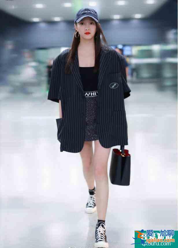 《二十不惑》关晓彤才48公斤！这叫胖？那随便穿好看怎么解释？？