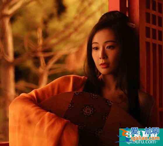 网剧《唐人街探案》刷屏，邱泽人设洗白，女配角颜值演技都在线？