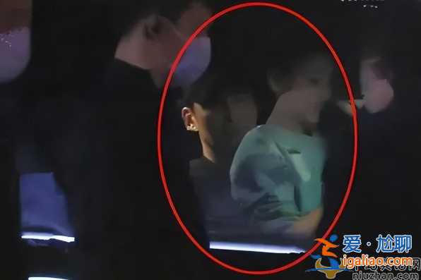 于晓光秋瓷炫离婚了吗?于晓光被激怒称自己未出轨