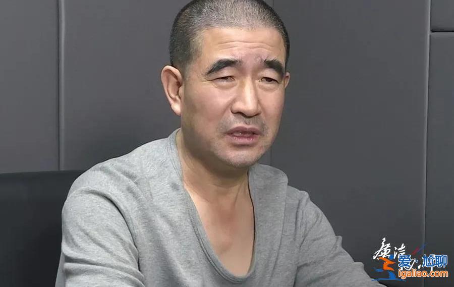 每次只收现金 拿到钱后放床下？