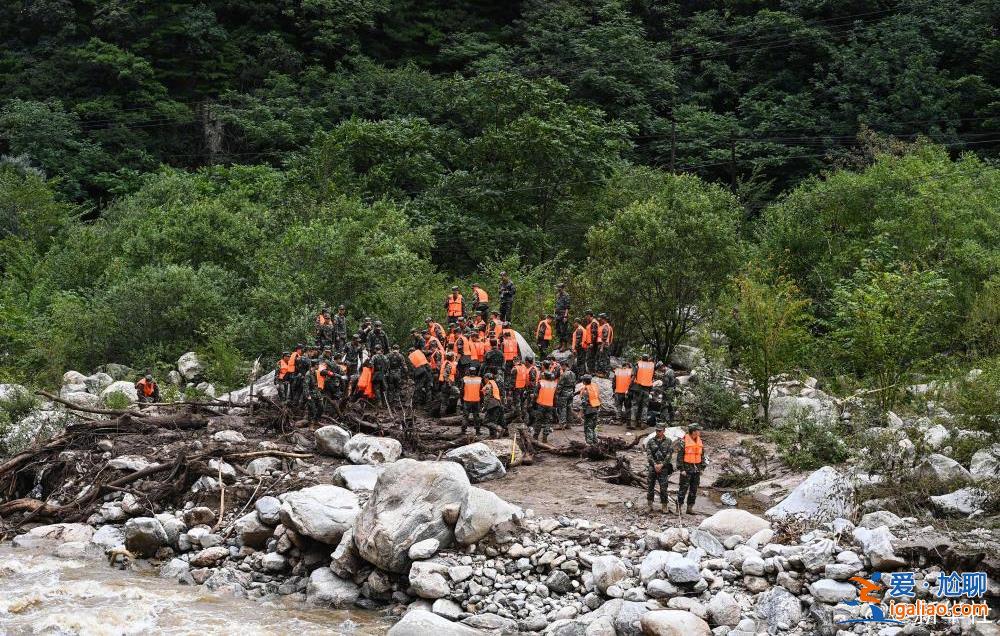 消防沿周边27公里河流道路搜救？