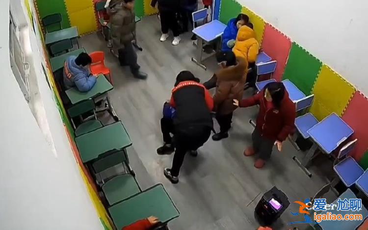 四川一康复中心老师打骂多名残障儿童？当地残联已介入调查？