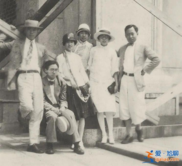 当初“因女性身份”未被授予？