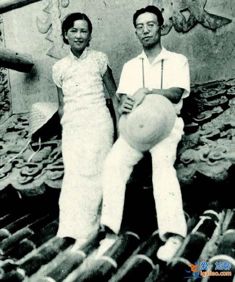 当初“因女性身份”未被授予？