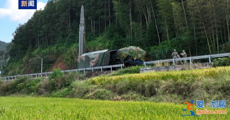 多批多架轰-6K战机挂载实弹飞赴预定空域！演习最新画面公布？